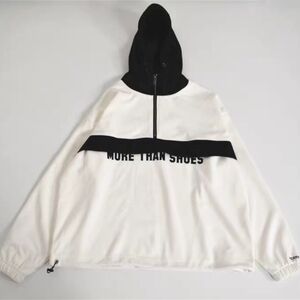Converse sweatshirt size L I wore 1 time